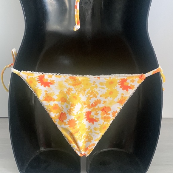 Swimming Suit - Picture 7 of 8